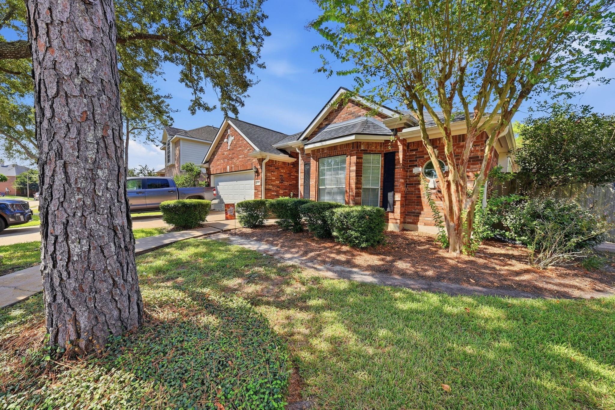 402 Prattwood Court