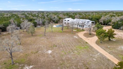 1925 Hills Road Carmine TX 78932