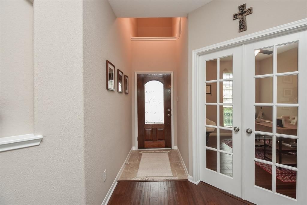 Photo of 7002 Edwanna Lane, Spring, TX 77389 (MLS # 47406436)