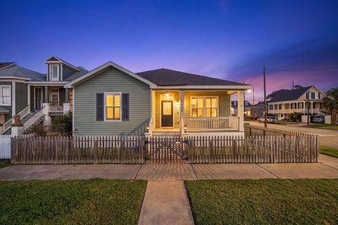 Photo of 1502 Avenue M, Galveston, TX 77550 (MLS # 25452116)