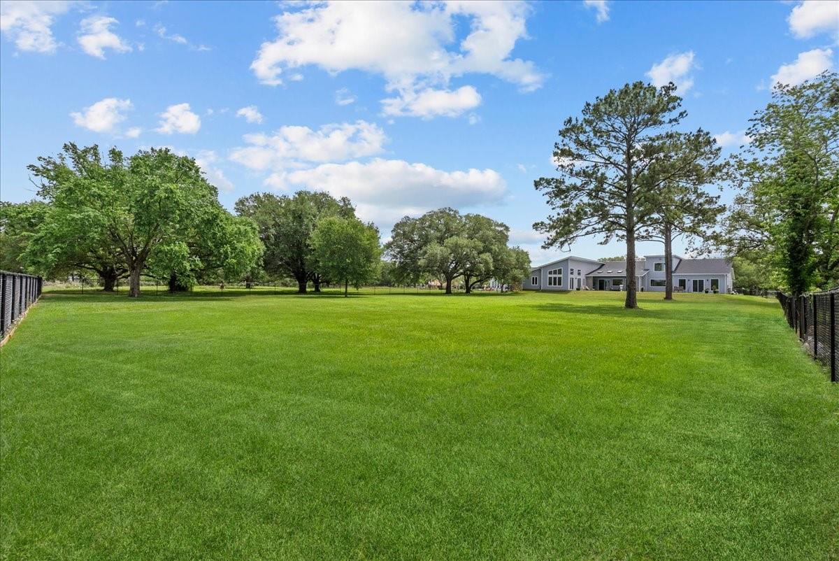 Manvel, Texas, 77578, United States, 4 Bedrooms Bedrooms, ,5 BathroomsBathrooms,Residential,Active,2042178