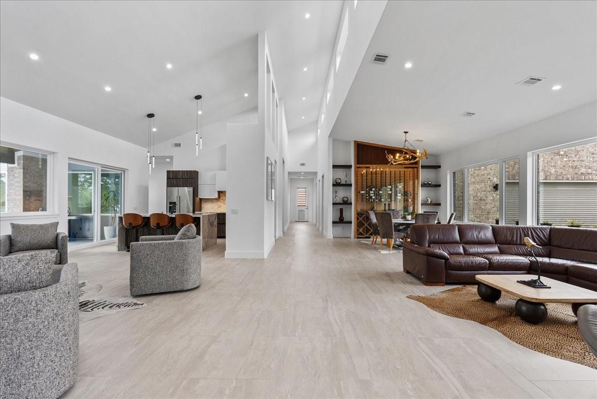 Manvel, Texas, 77578, United States, 4 Bedrooms Bedrooms, ,5 BathroomsBathrooms,Residential,Active,2042178