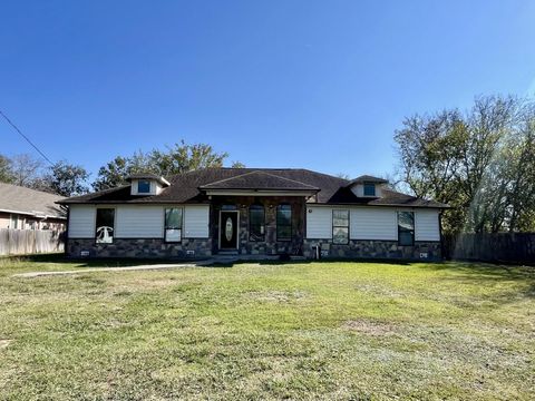 Photo of 13203 Highway 59, Kendleton, TX 77451 (MLS # 68716442)