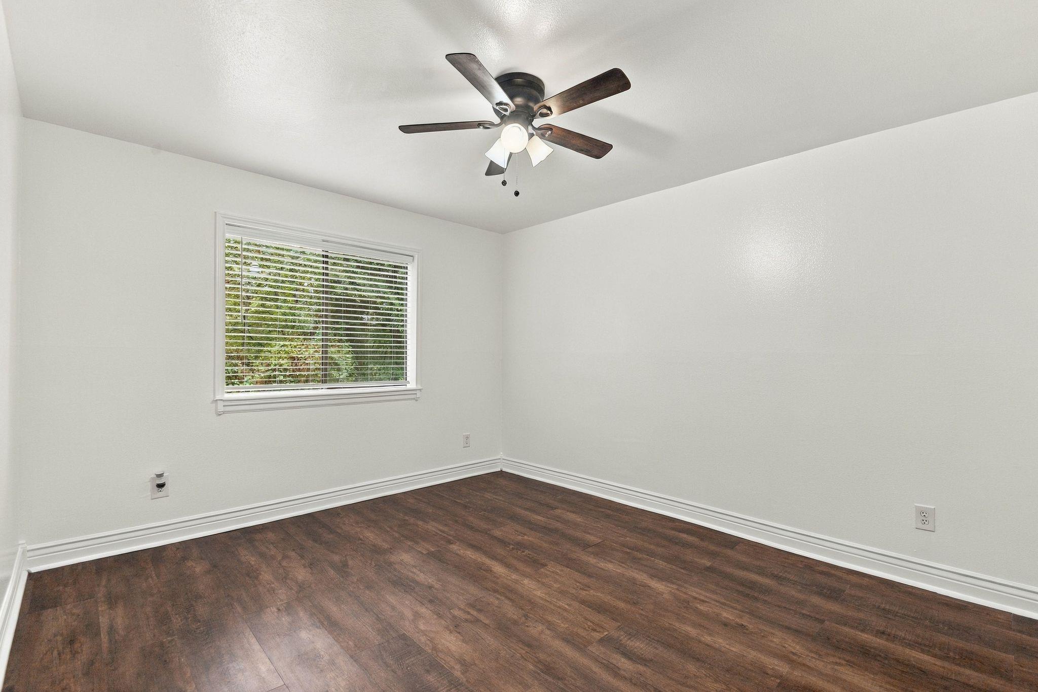 3500 Tangle Brush Drive 33