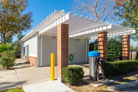 Tiny photo for 15270 Voss Road #0434, Sugar Land, TX 77498 (MLS # 29068803)