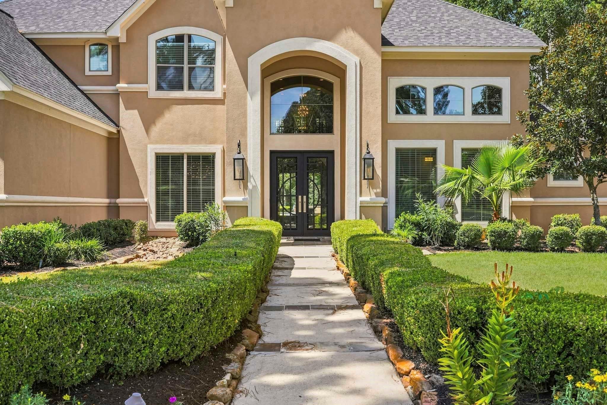 7611 Kings River Lane