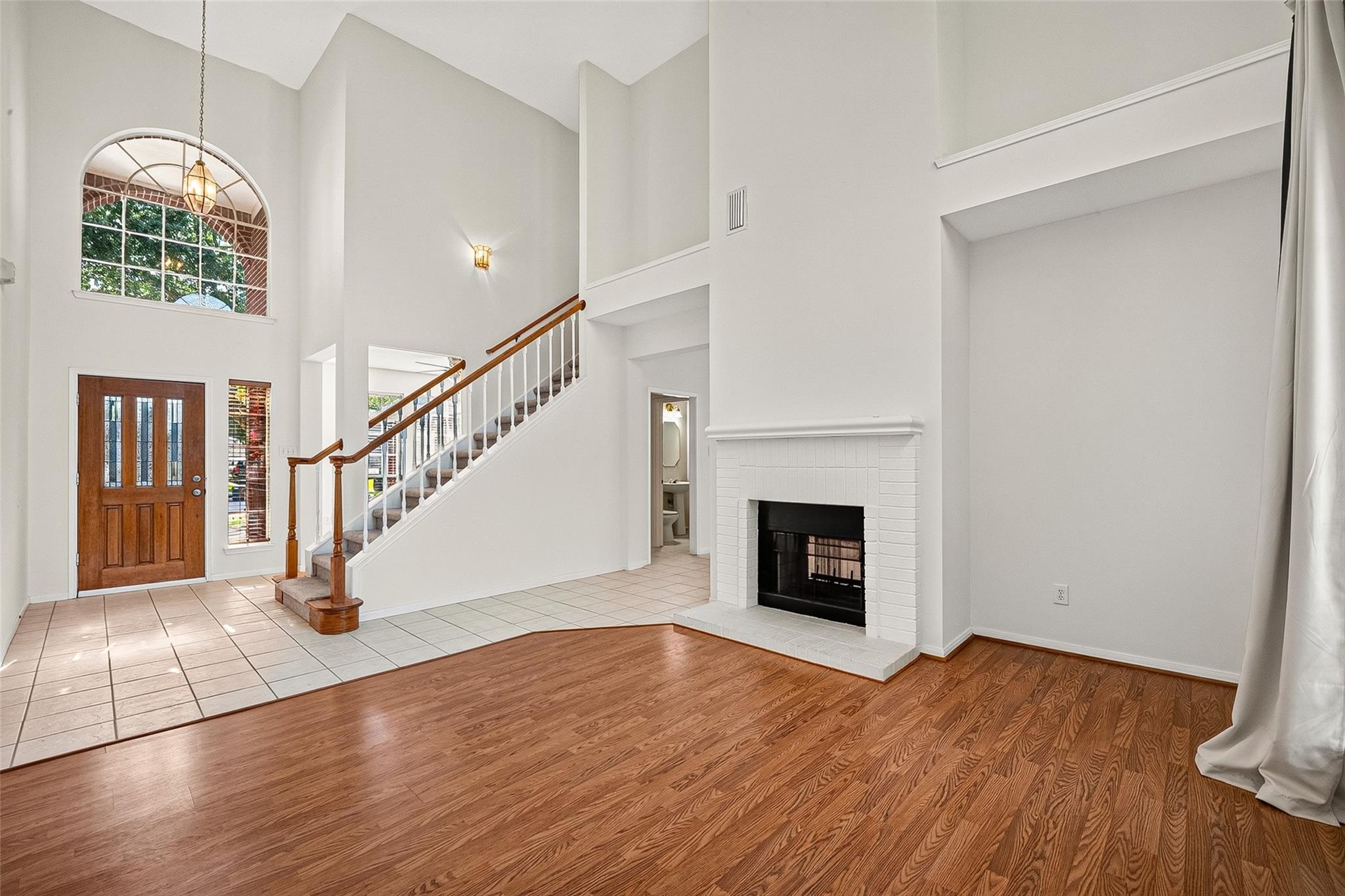 2411 Charter Oaks Court