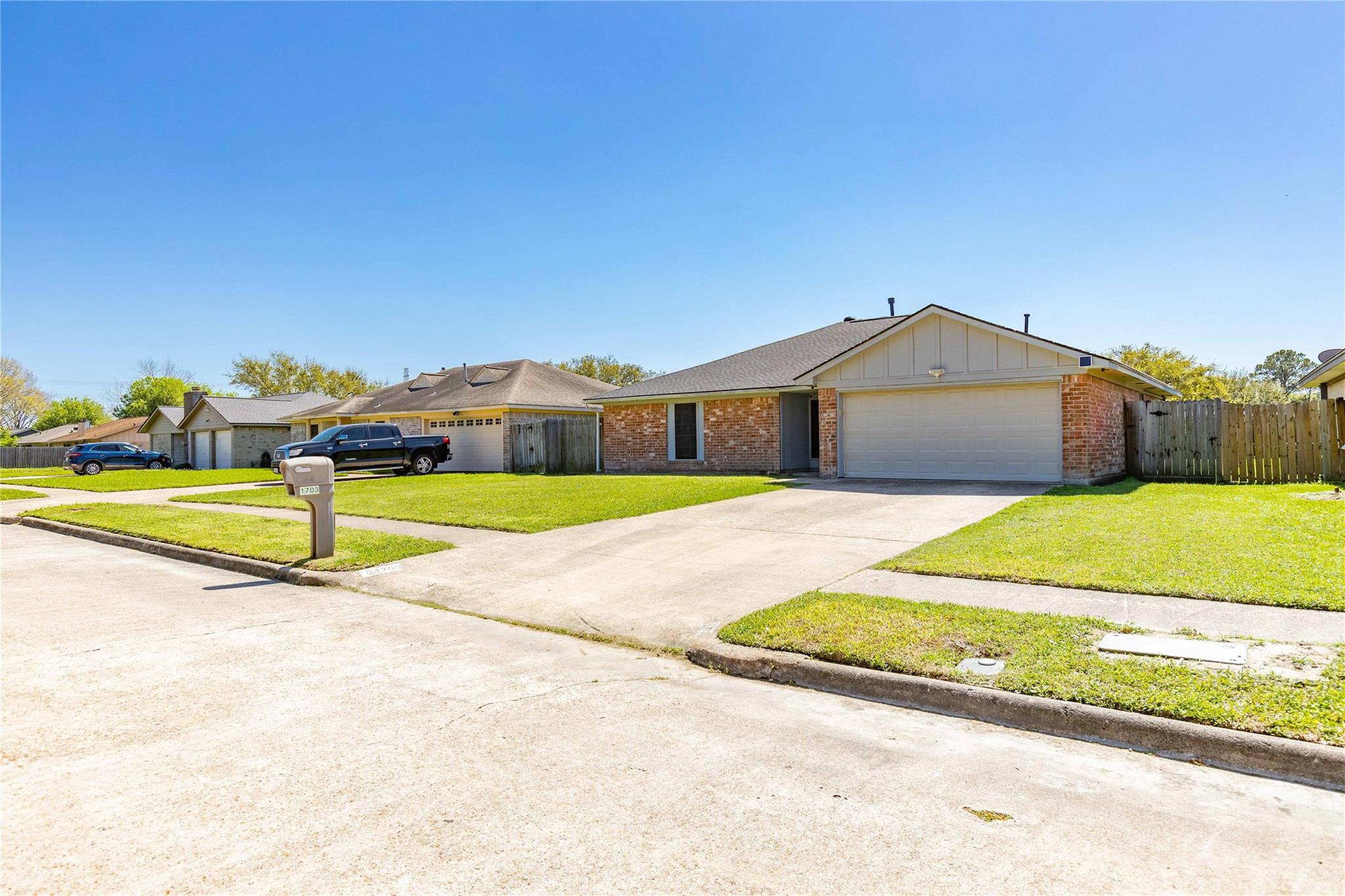 1703 Packsaddle Lane