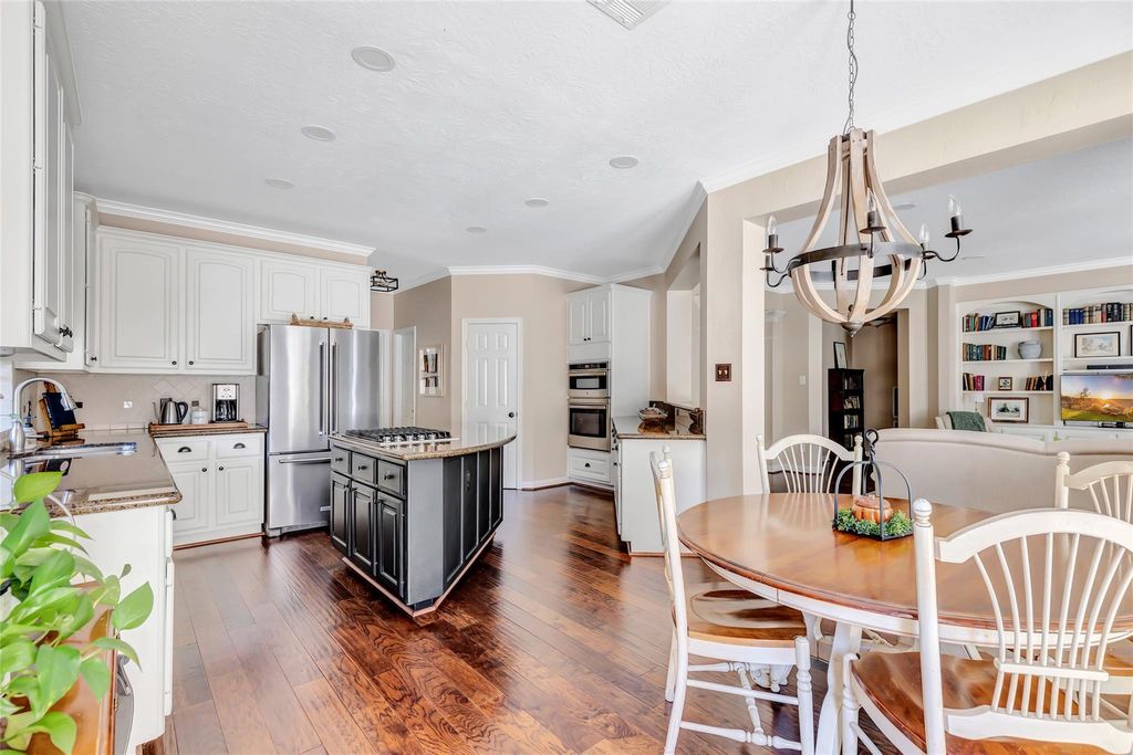 Photo of 2214 Riverway Oak Drive, Kingwood, TX 77345 (MLS # 51233666)