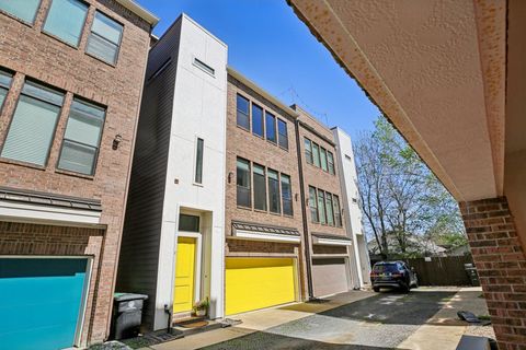 Tiny photo for 209 Burr Street #C, Houston, TX 77011 (MLS # 96343044)