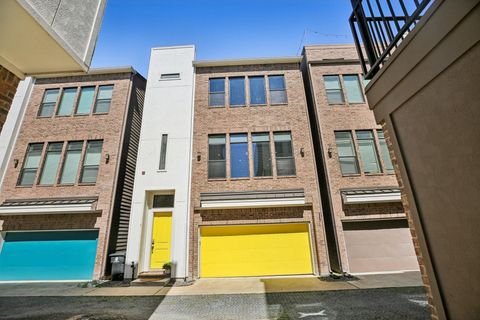 Tiny photo for 209 Burr Street #C, Houston, TX 77011 (MLS # 96343044)