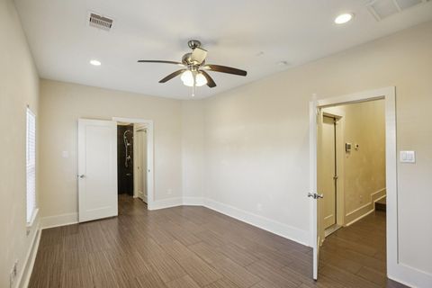 Tiny photo for 209 Burr Street #C, Houston, TX 77011 (MLS # 96343044)