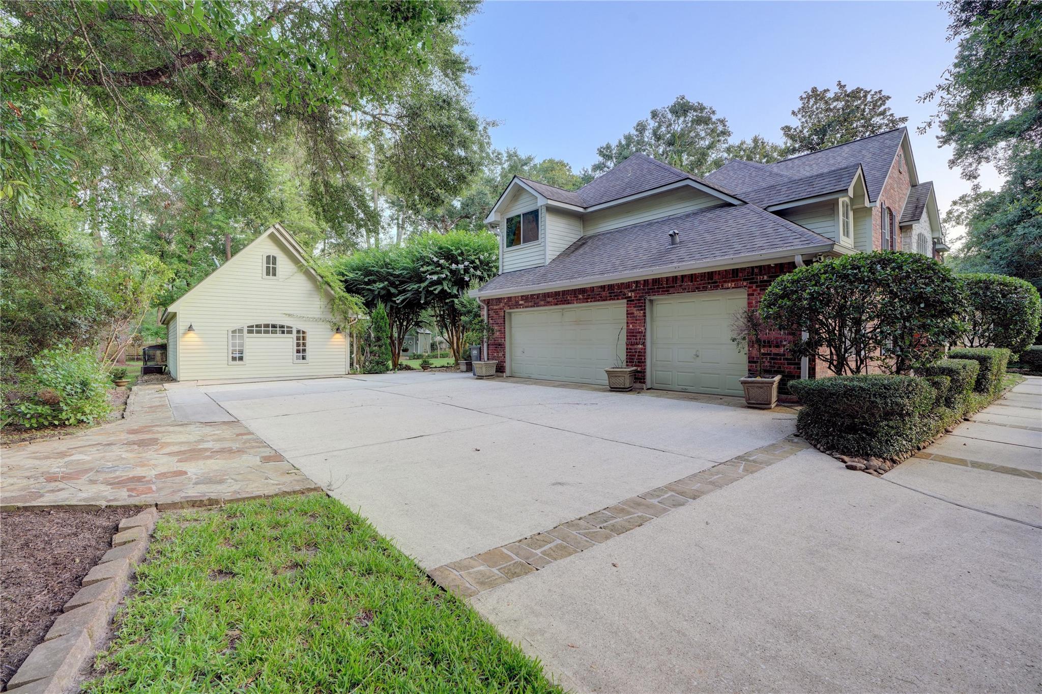 8792 Sunset Heights Lane