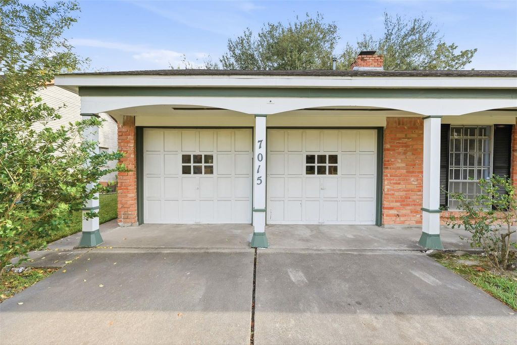 Photo of 7015 Pella Drive, Houston, TX 77036 (MLS # 69824635)