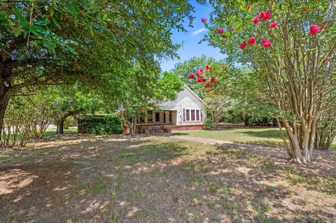 Homes For Sale - 211 S Olive Street<br/> Houston County, Grapeland, TX 75844