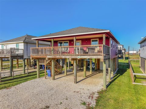 Photo of 414 Thunder Road, Surfside Beach, TX 77541 (MLS # 5029862)