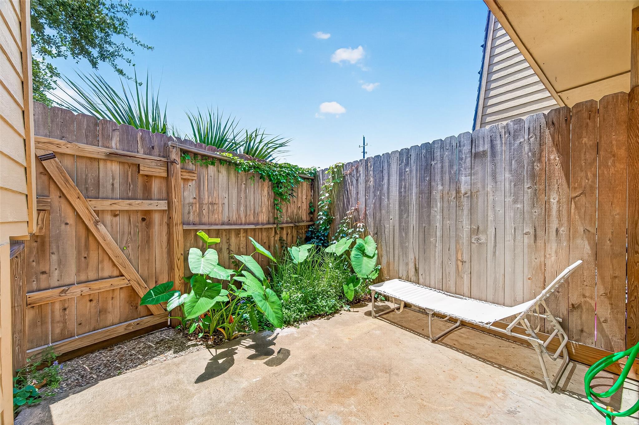16120 Stuebner Airline Road 105