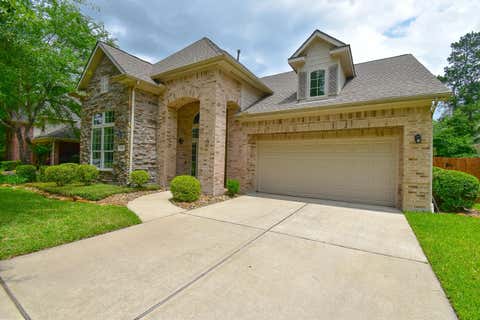 Photo of 7 E Shale Creek Circle, The Woodlands, TX 77382 (MLS # 21487901)