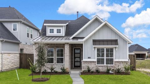 Photo of 11820 South Pavillion Drive, Mont Belvieu, TX 77523 (MLS # 73067026)