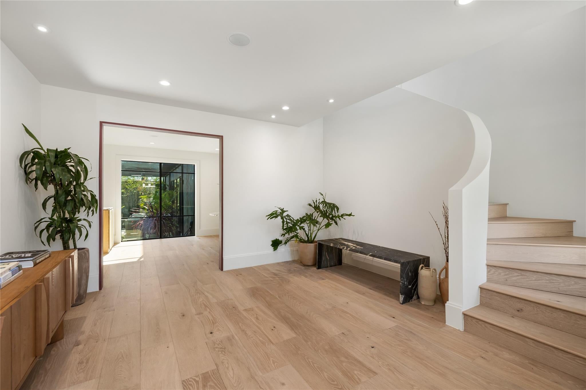 419 W 30th Street