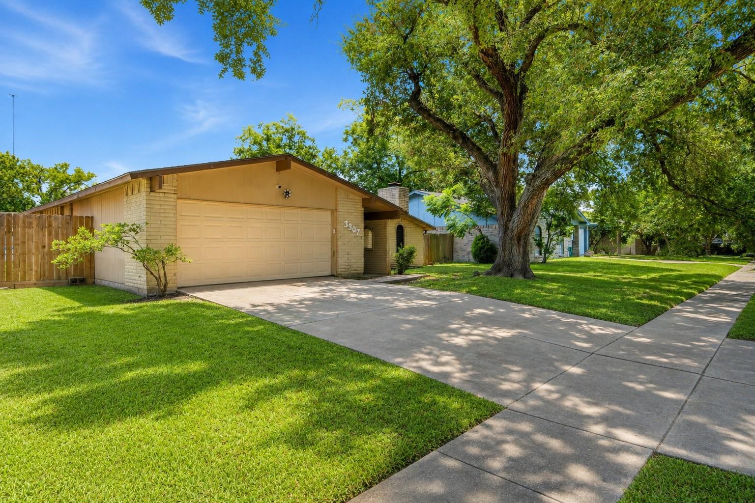 3307 Meadowview Drive