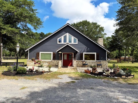 Photo of 6488 Fm 39 S, Marquez, TX 77865 (MLS # 97840402)