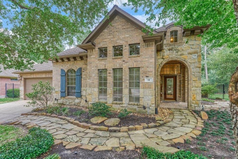 Photo of 14 Mystic Pines Court, The Woodlands, TX 77382 (MLS # 95341811)