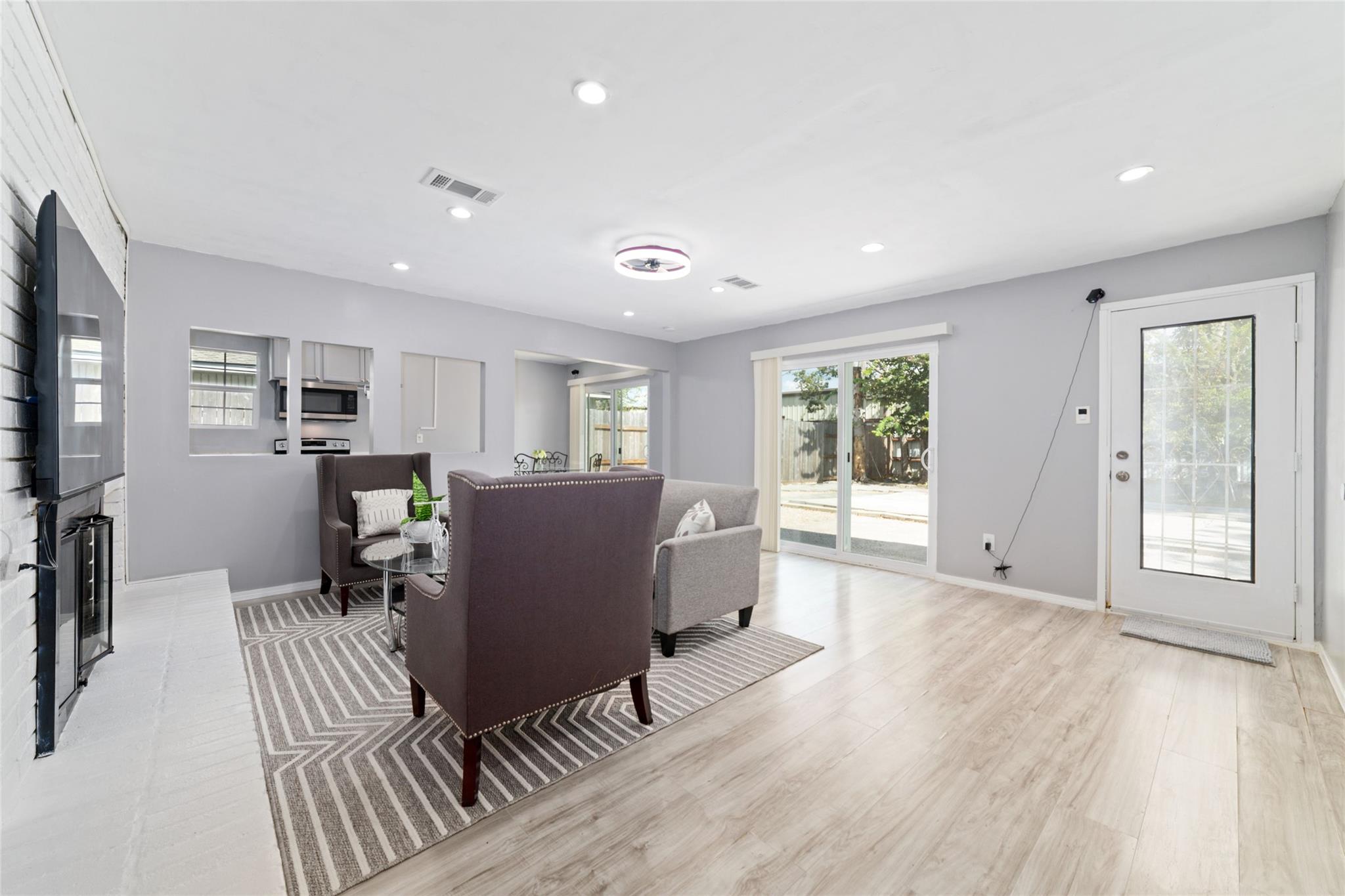 6111 Westbranch Drive