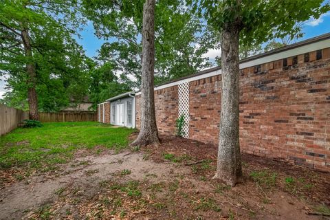 Tiny photo for 3230 Brookgreen Drive, Houston, TX 77339 (MLS # 63176324)