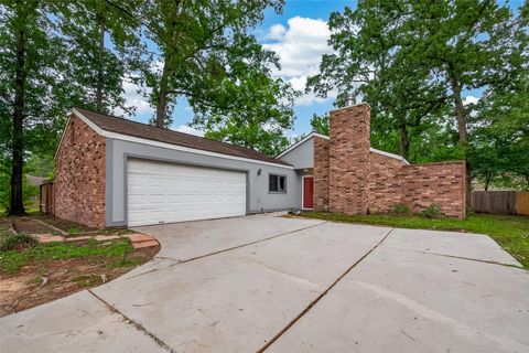 Photo of 3230 Brookgreen Drive, Houston, TX 77339 (MLS # 63176324)