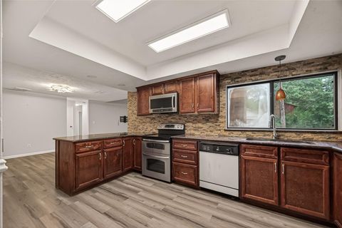 Tiny photo for 3230 Brookgreen Drive, Houston, TX 77339 (MLS # 63176324)
