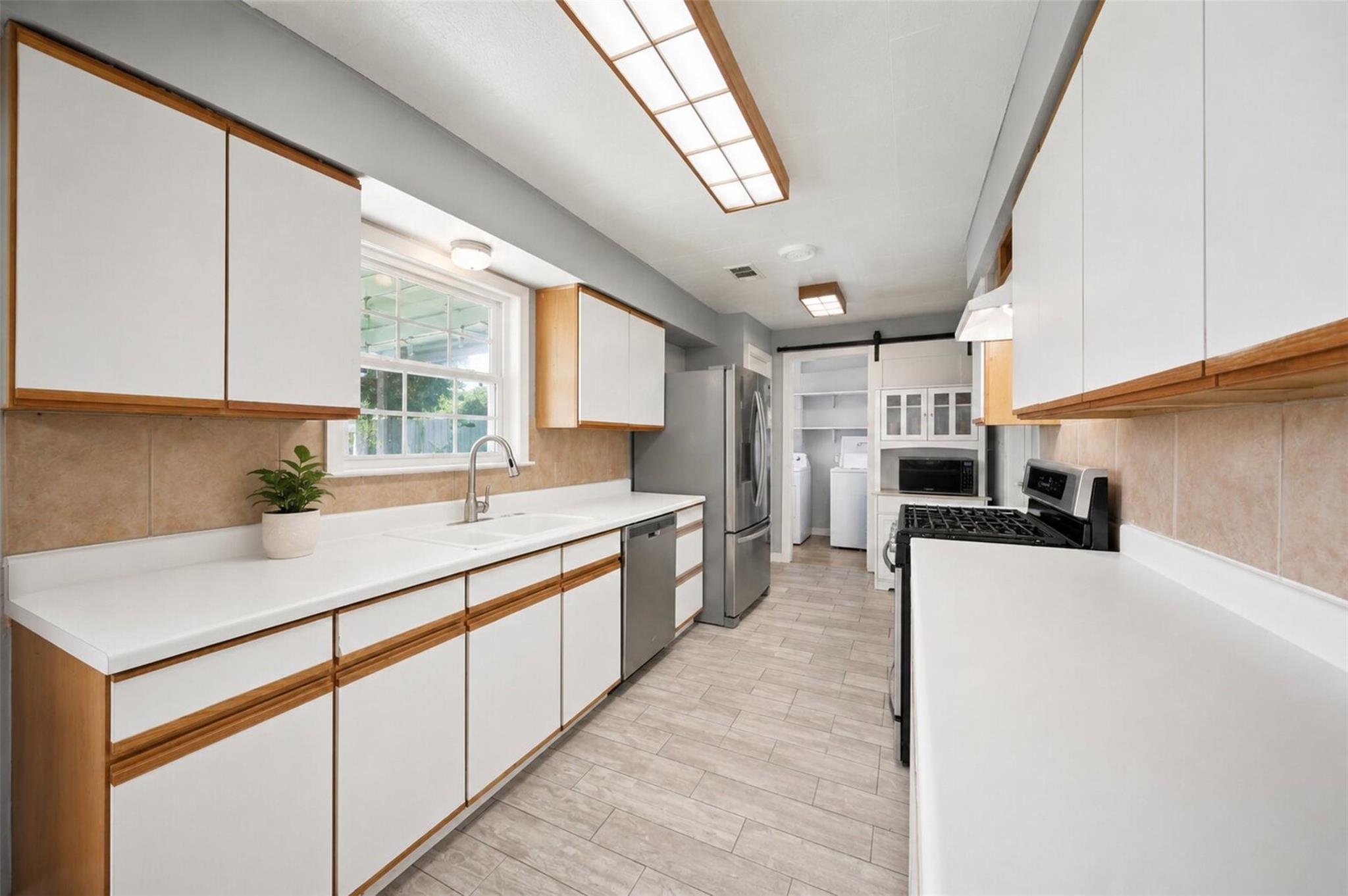 1306 Camden Road