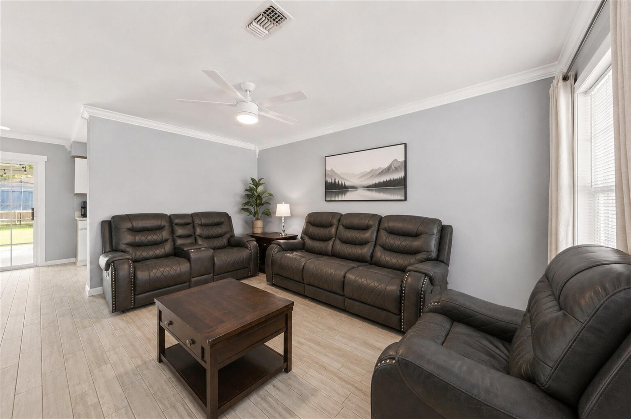 1306 Camden Road