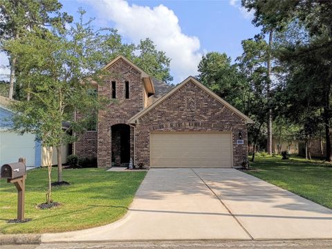 Homes For Sale - 11235 Glenforest Drive<br/> Montgomery, TX 77356