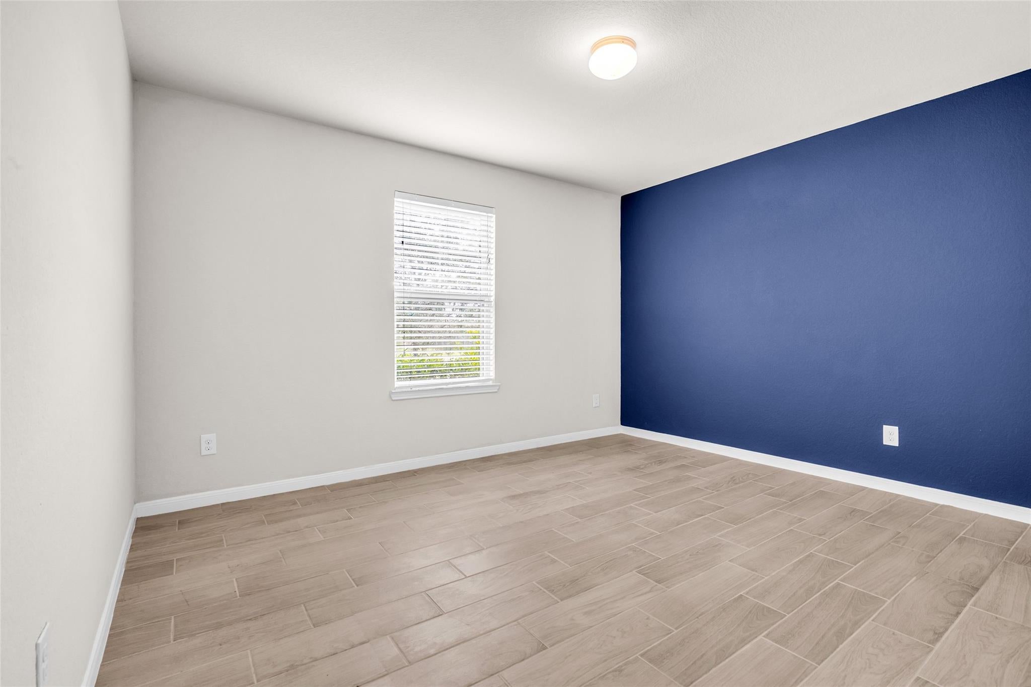 7126 Aliaga Creek Court