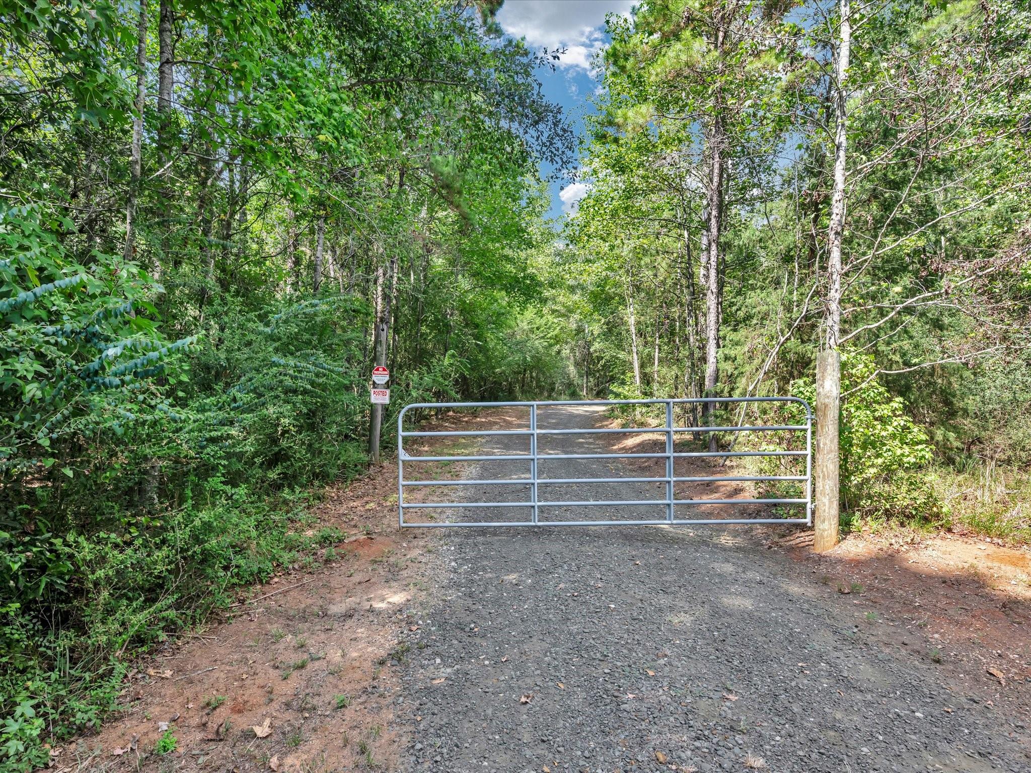 1817 County Road 392