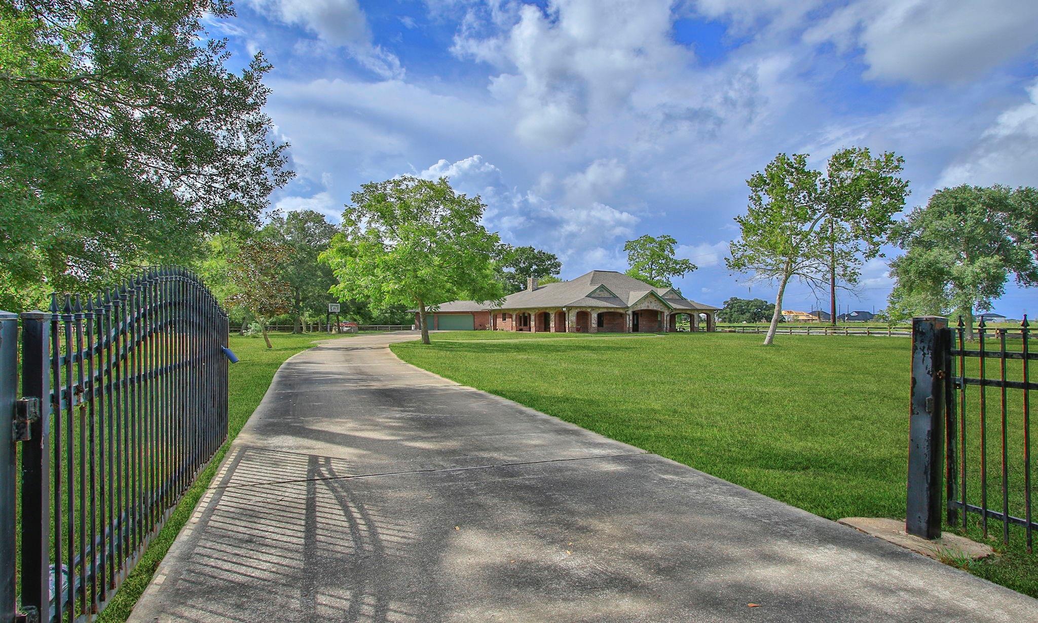7806 Spirit Hollow Court