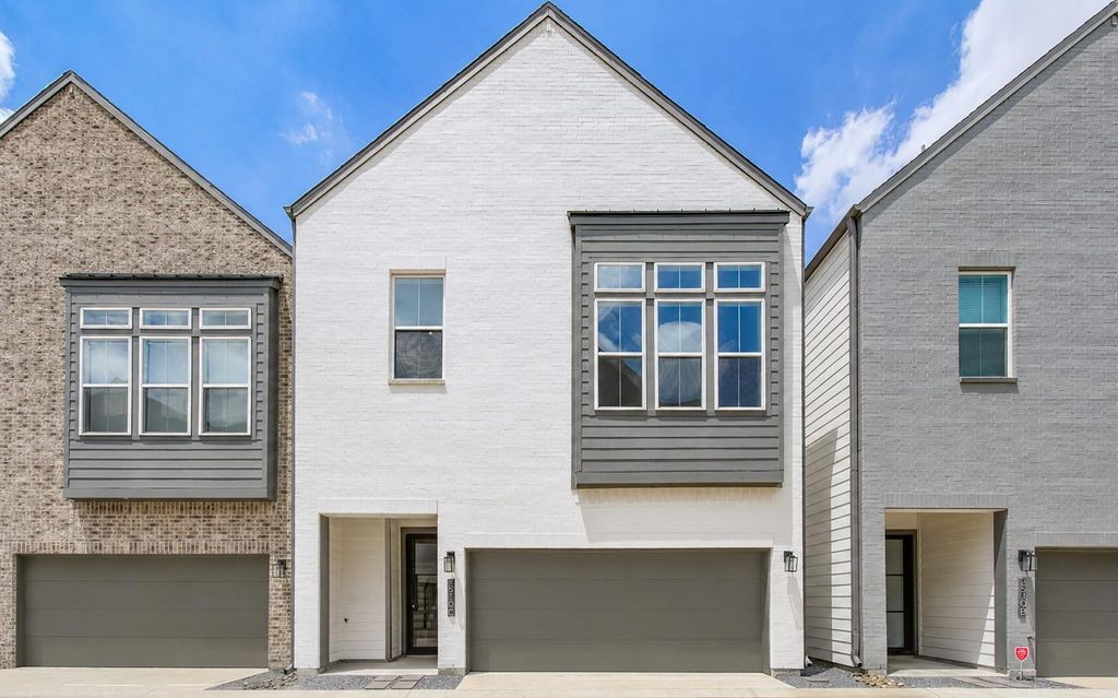 Photo of 4510 Old Yale Street #C, Houston, TX 77018 (MLS # 22631947)