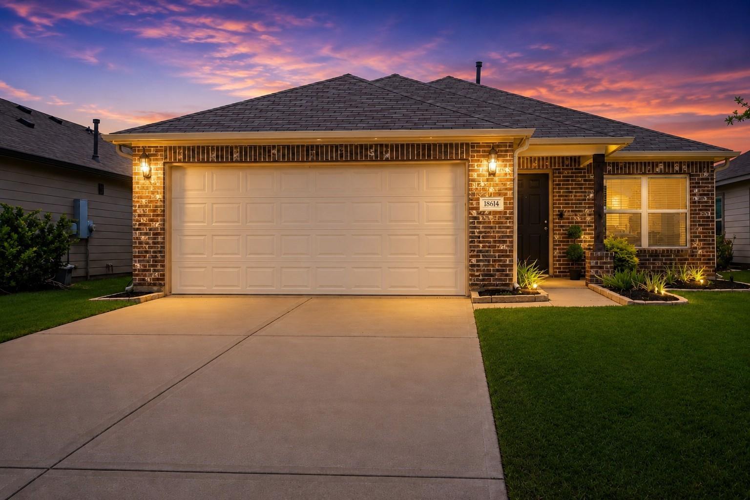 18614 Porthaven Rose Lane