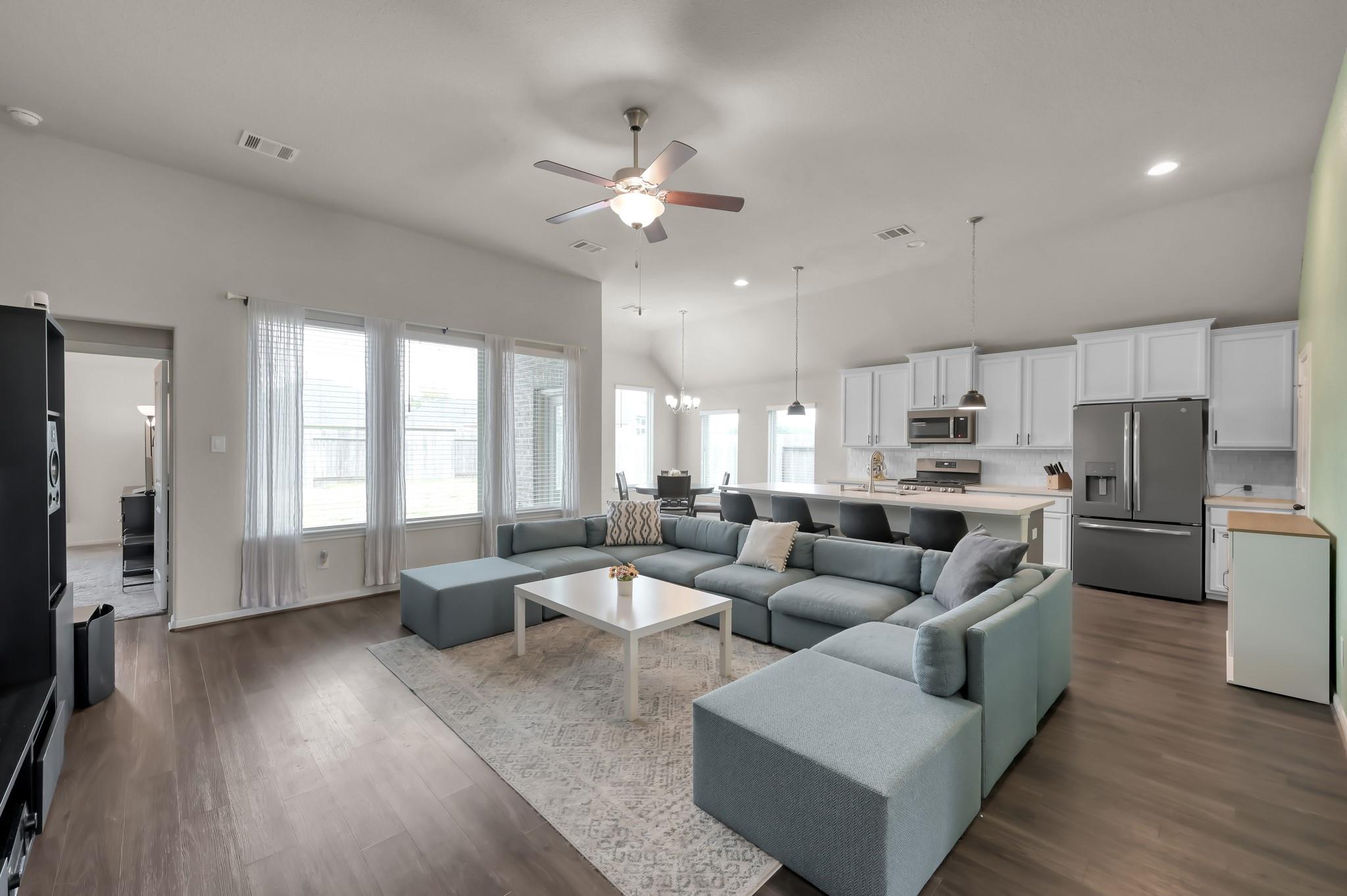 17479 Farm Pasture Trail