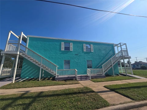 Apartment For Rent - 4217 Sealy Avenue #9<br/> Galveston County, Galveston, TX 77550