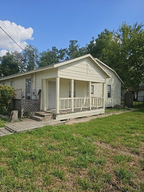 Photo of 8010 Miley Street, Houston, TX 77028 (MLS # 62111580)