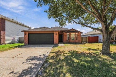 Photo of 3910 Ridge Canyon Road, Baytown, TX 77521 (MLS # 56744684)