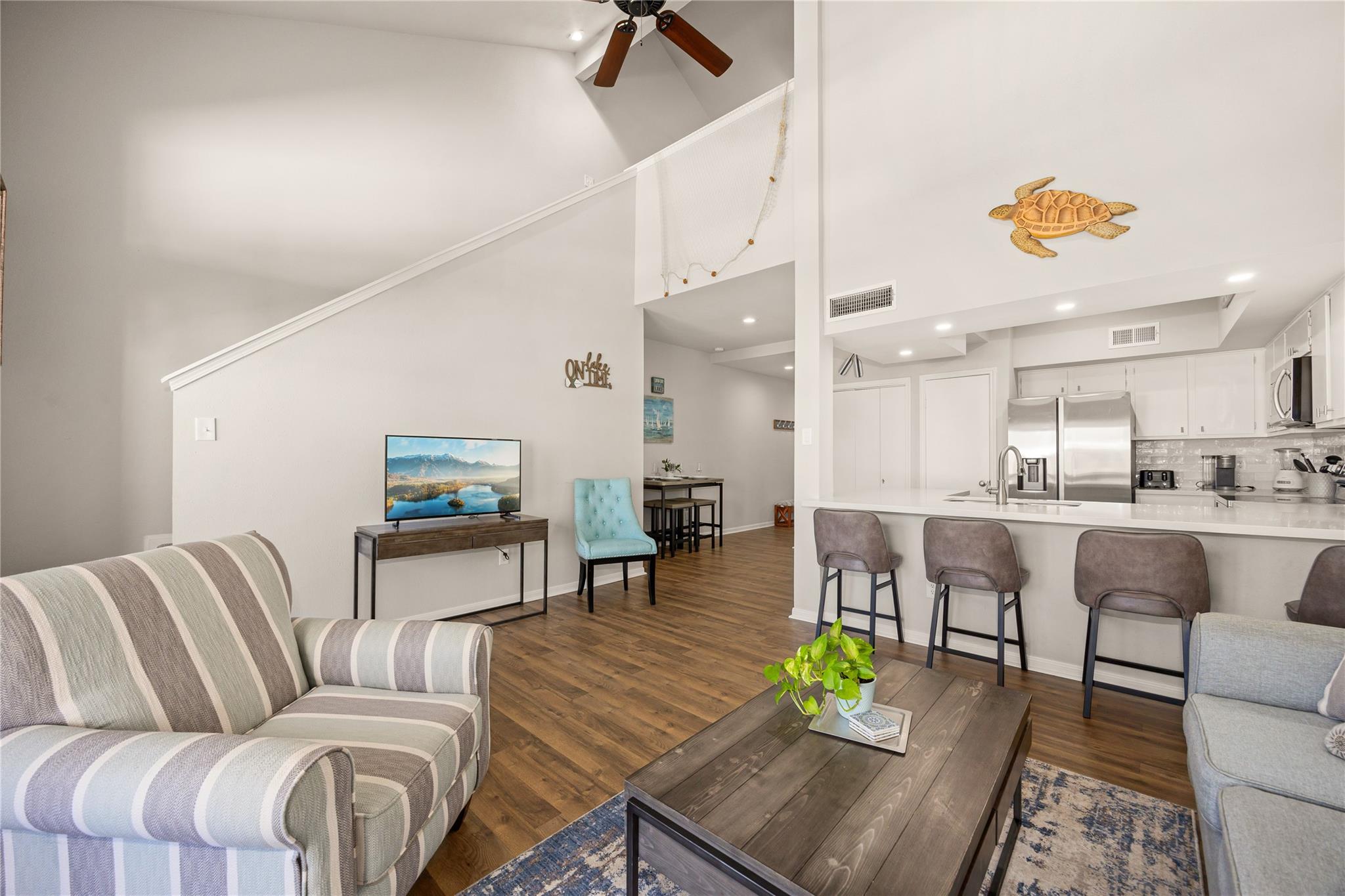 108 April Sound Drive S