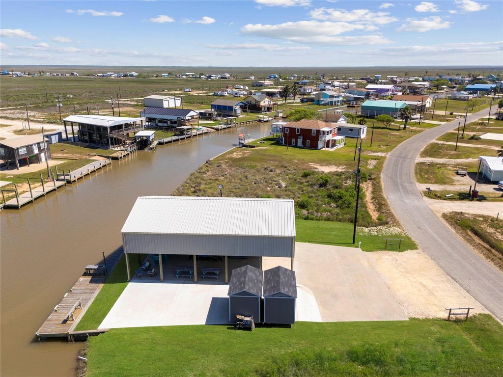 Photo of 2423 Gulfview Drive, Sargent, TX 77414 (MLS # 38183657)