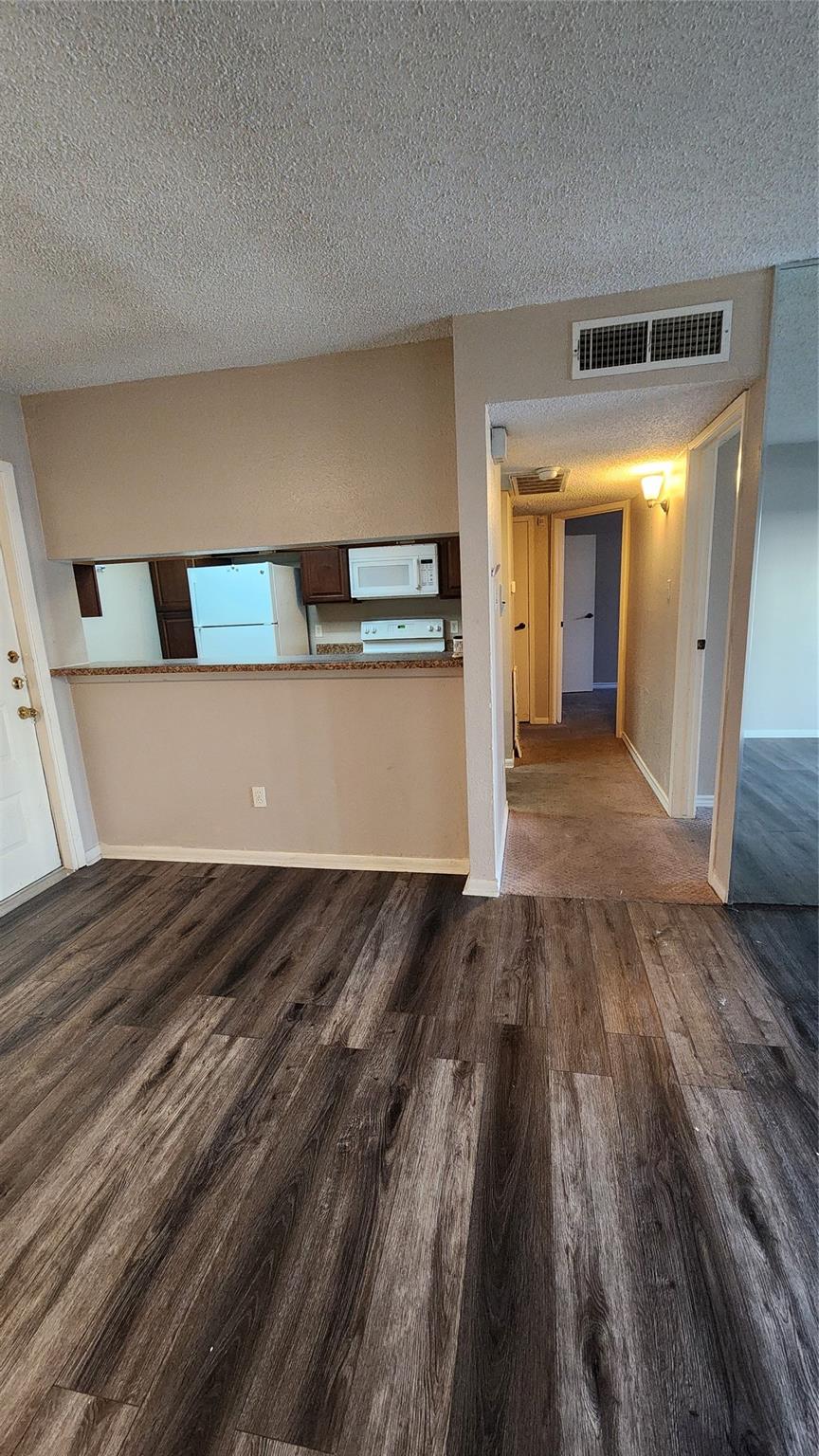 2818 S Bartell Drive 7