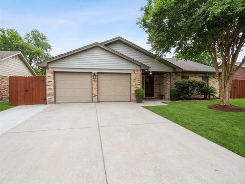 Photo of 2203 S Houston Road, Pasadena, TX 77502 (MLS # 68650451)