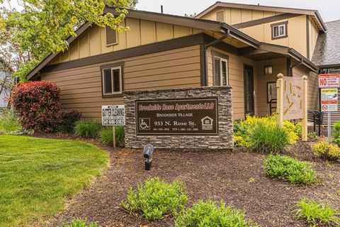 Photo of 933 N Rose St St, Other, OR 97535 (MLS # 58872184)