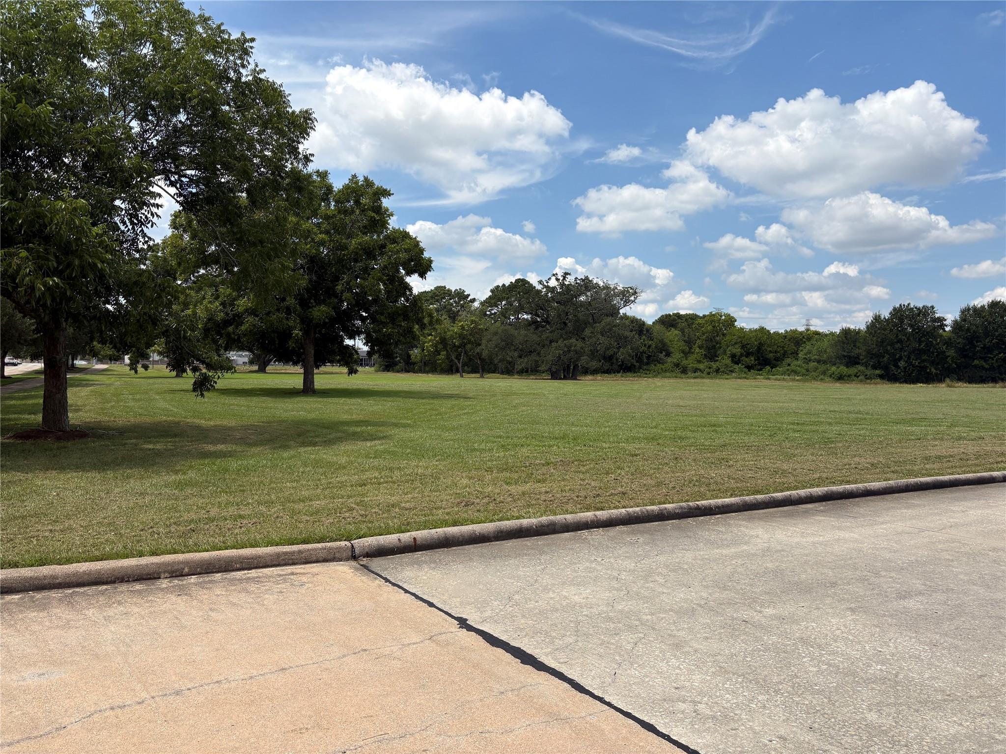1219 Texas Pkwy