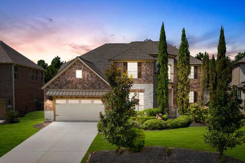 Homes For Sale - 39 Tioga Pl Pl<br/> Tomball, TX 77375